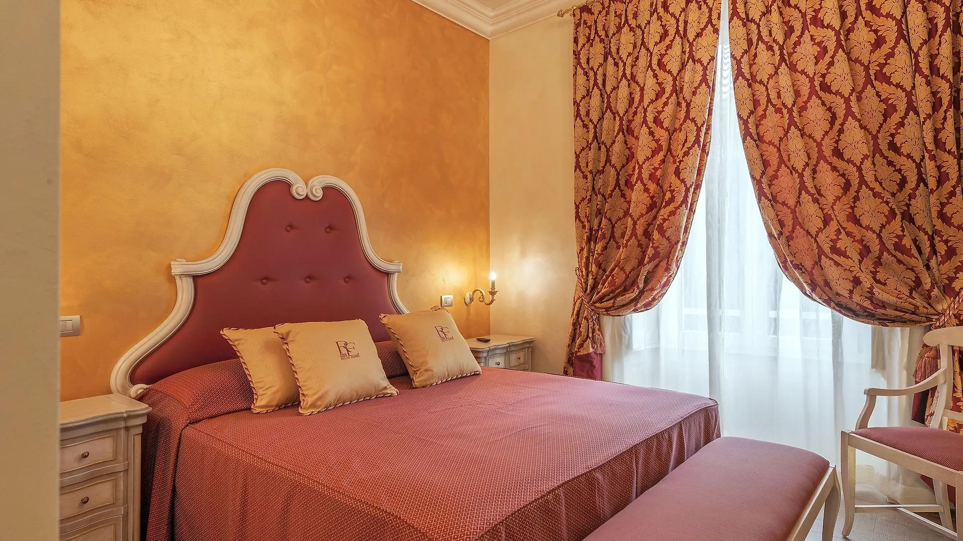 *** Guest house Relais Empire Hotel Verona Italy