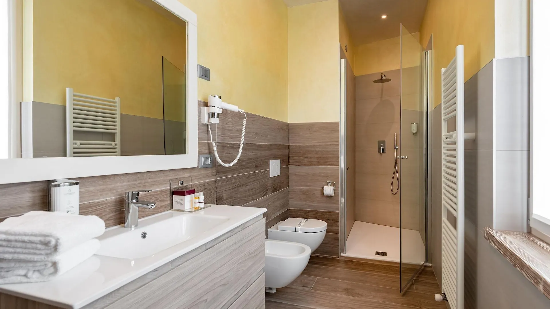 *** Guest house Relais Empire Hotel Verona Italy