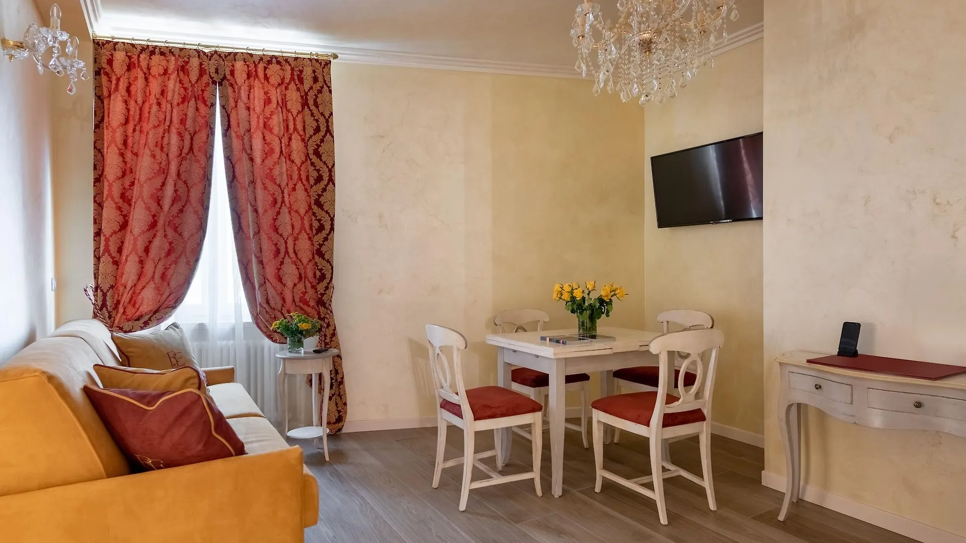 *** Guest house Relais Empire Hotel Verona Italy
