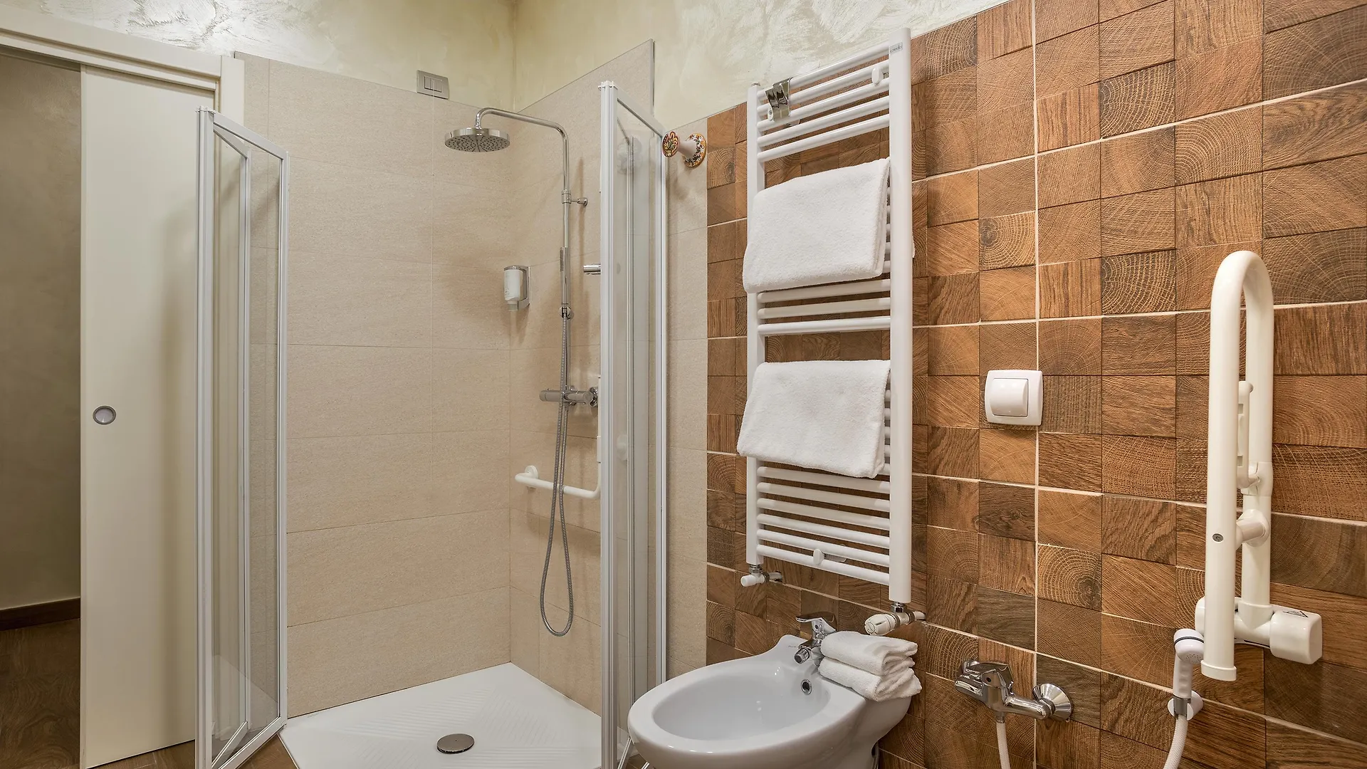 Relais Empire Hotel Verona 3*,  Italy
