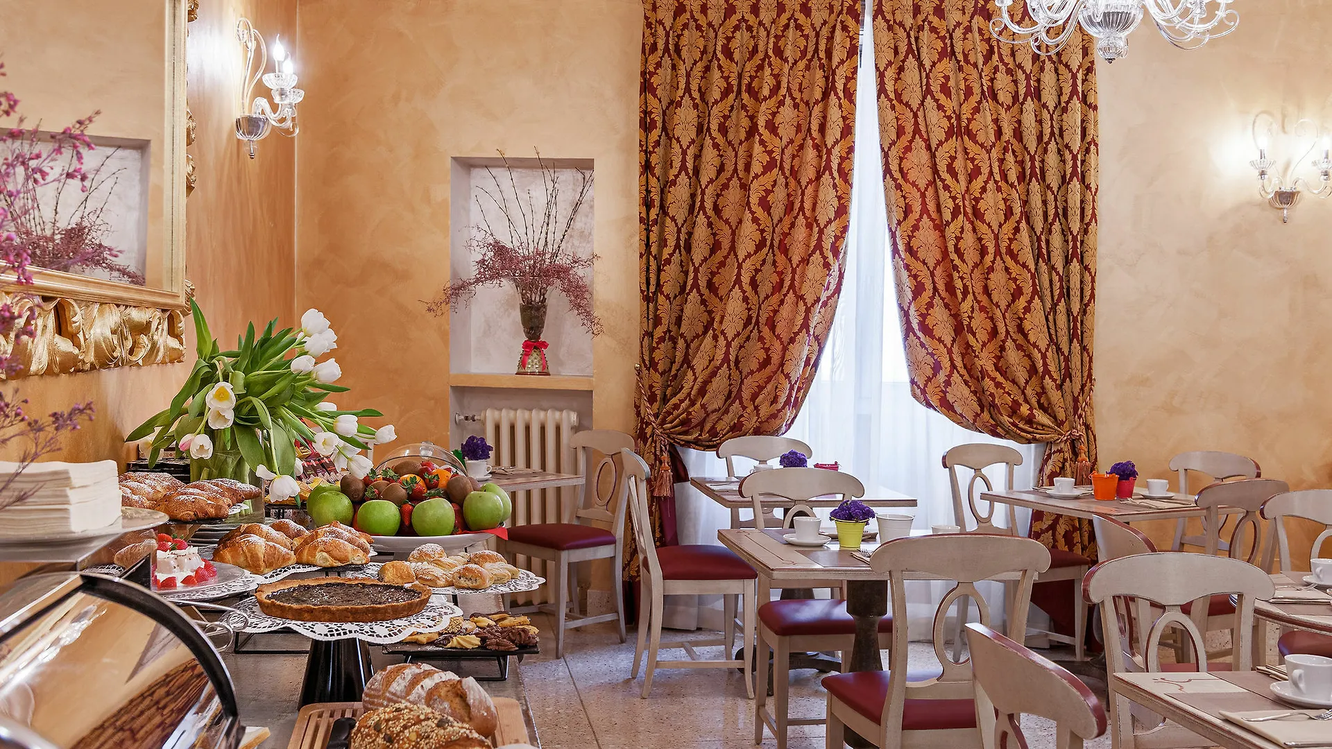 Relais Empire Hotell Verona Pensionat