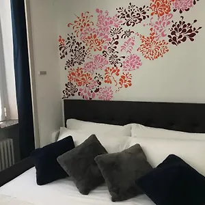https://love-smile-apartment.it-lombardy.com