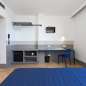 Otel Martini, Verona