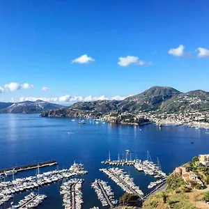 https://casa-elisa-lipari.sicilyhotelsitaly.net
